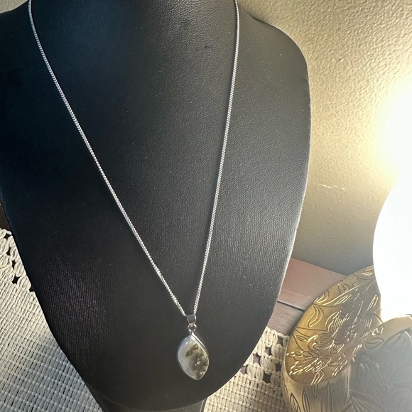 White and Green Orbicular Jasper Pendant Necklace - Picture 6 of 6